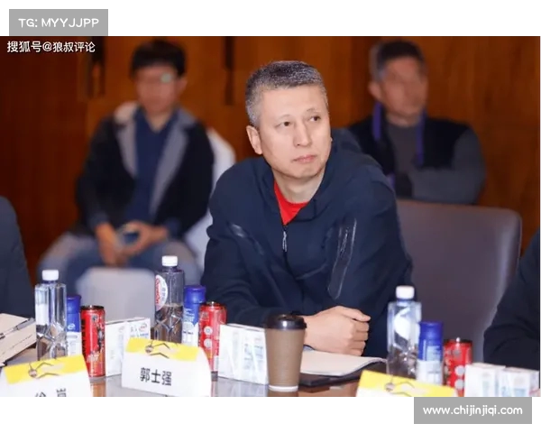 郭士强强调男篮接轨国际标准 篮协掌门曾批评脱轨现象 郭士强强调男篮接轨国际标准 篮协掌门曾批评脱轨现象